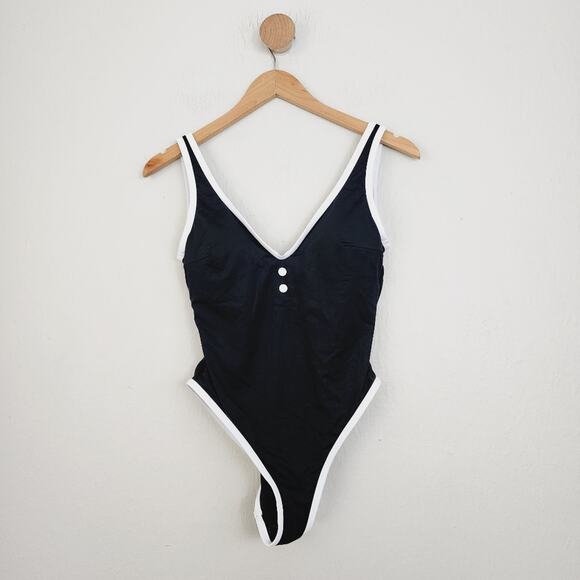 NEW Aqua 1/4 Placket Black White One-Piece Swimsuit Size Small - Picture 3 of 9